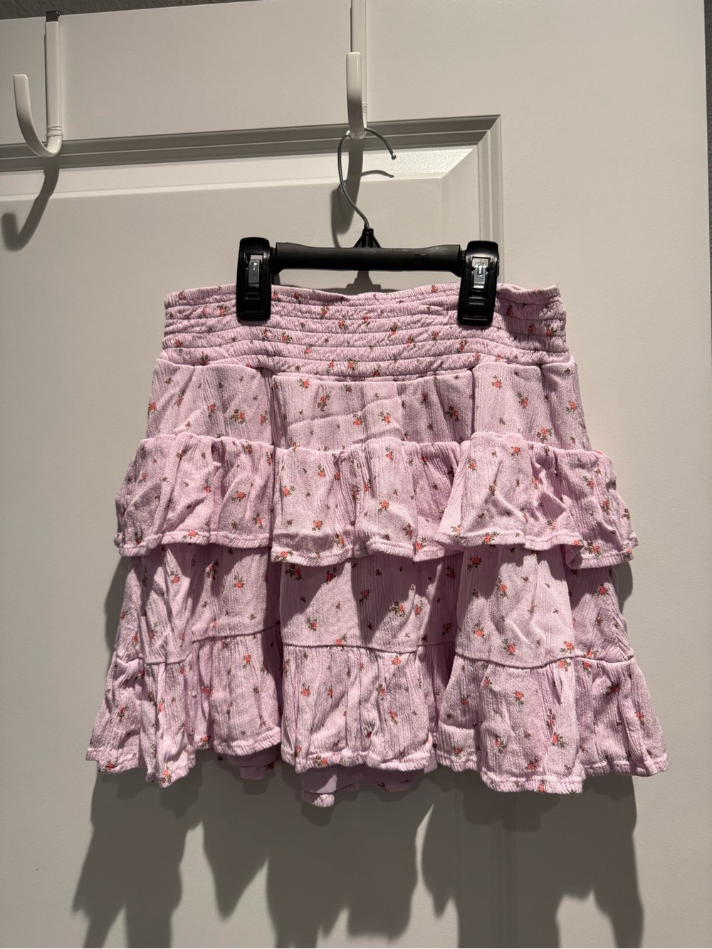 art class Pink Tiered Floral Mini Skirt
